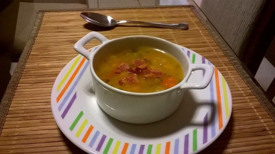 Sopa de mandioca bem fácil