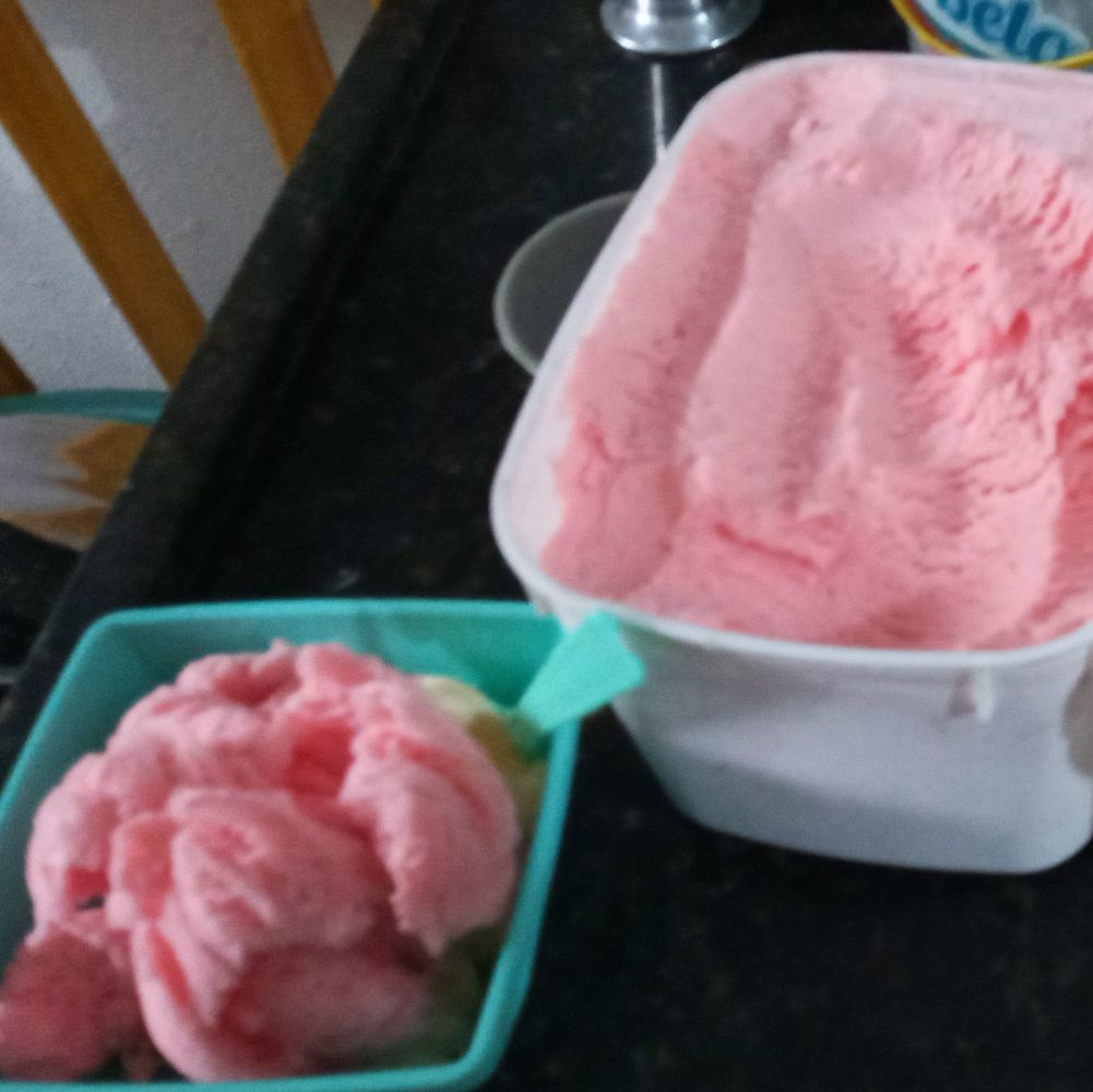 Sorvete de morango (gelatina)