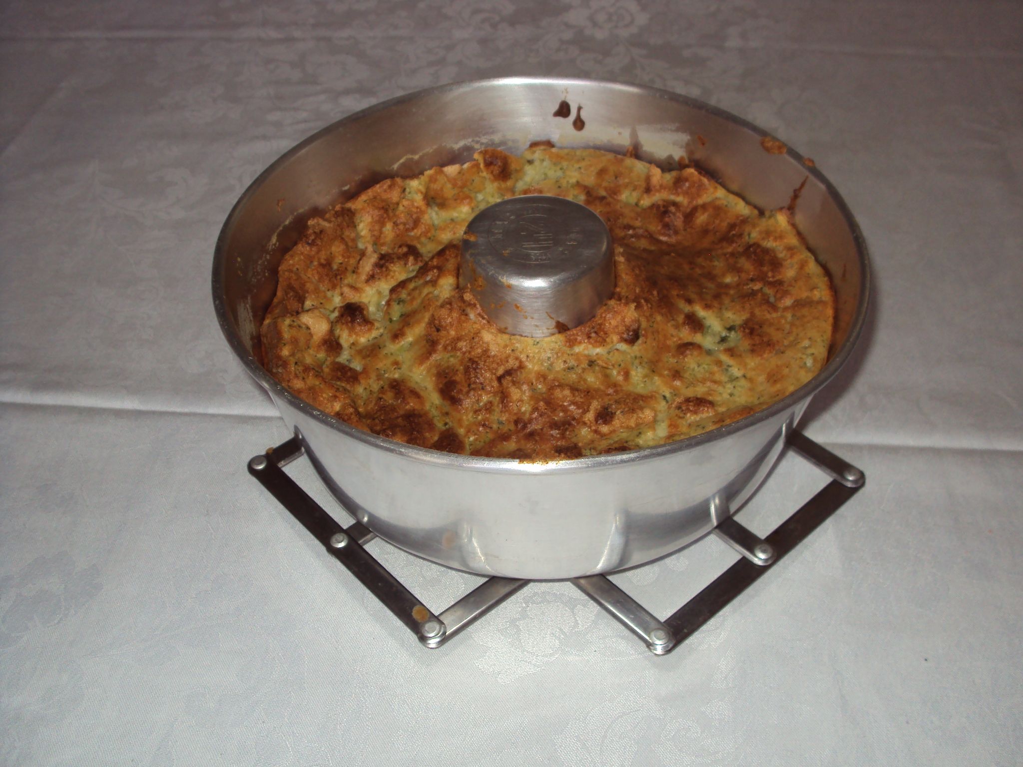 Souflé de brócolis e gorgonzola