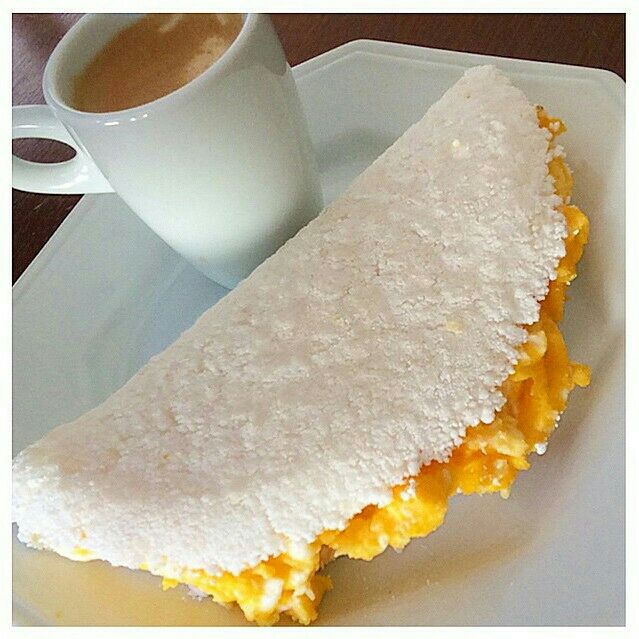 Tapioca de queijo com ovos