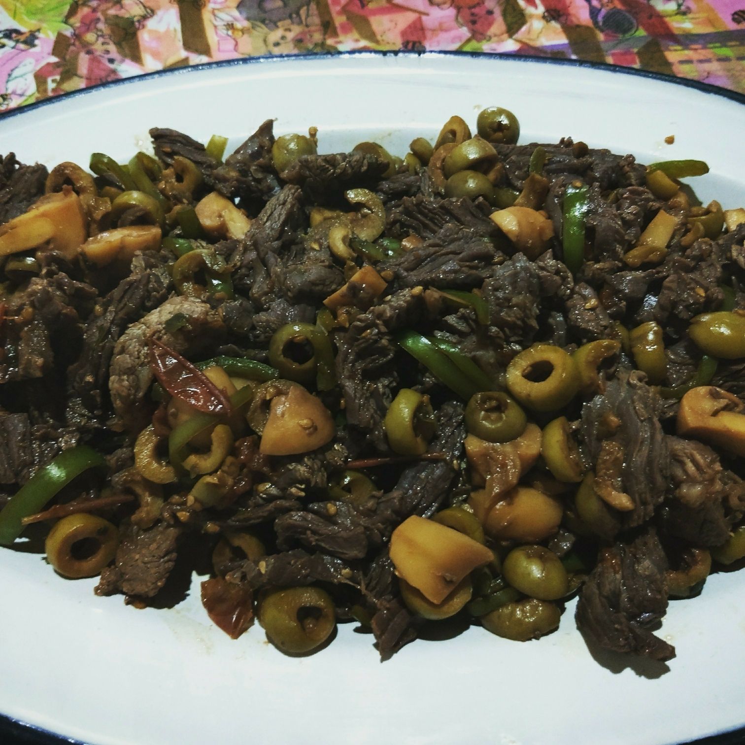 Tiras de fraldinha com legumes ao shoyu