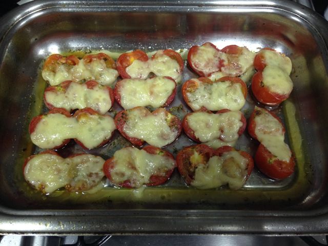 Tomate cereja ao forno