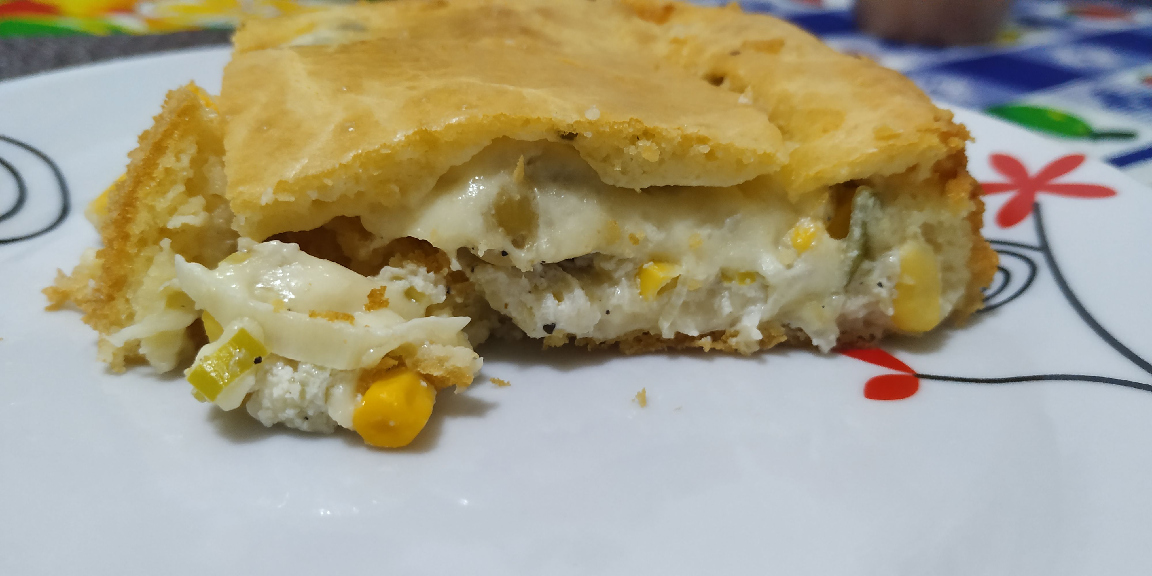 Torta de alho poró com requeijão