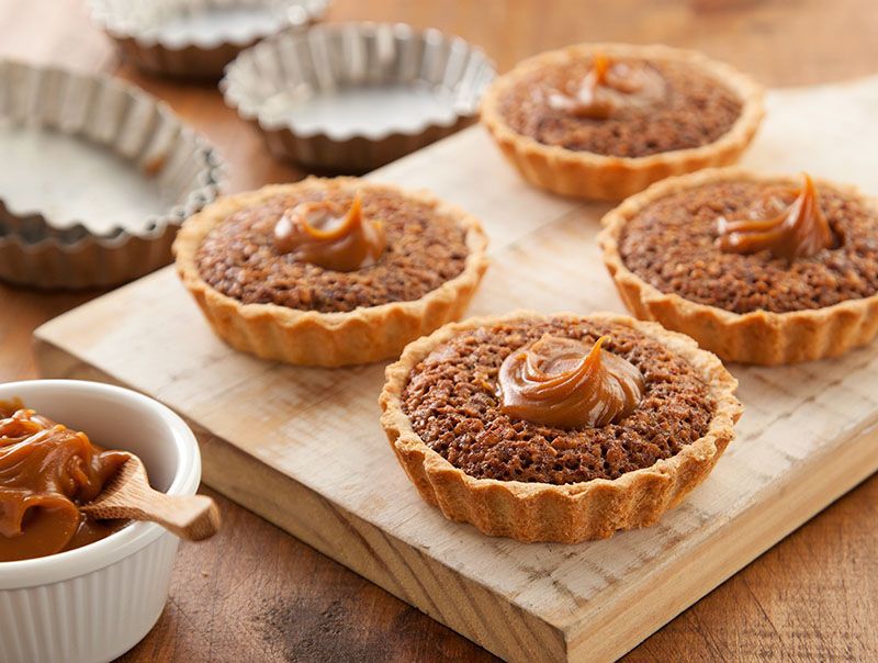 Torta de amendoim com doce de leite