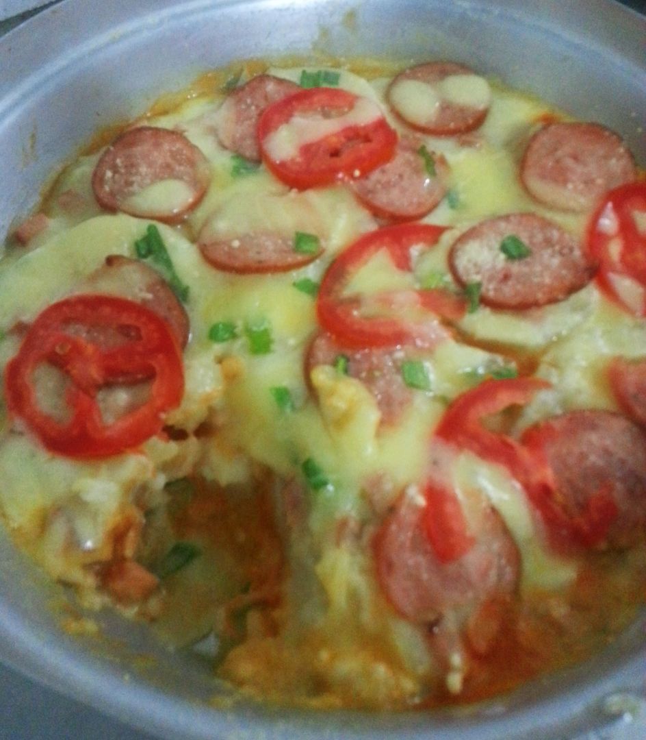 Torta de batata recheada com frango e calabresa