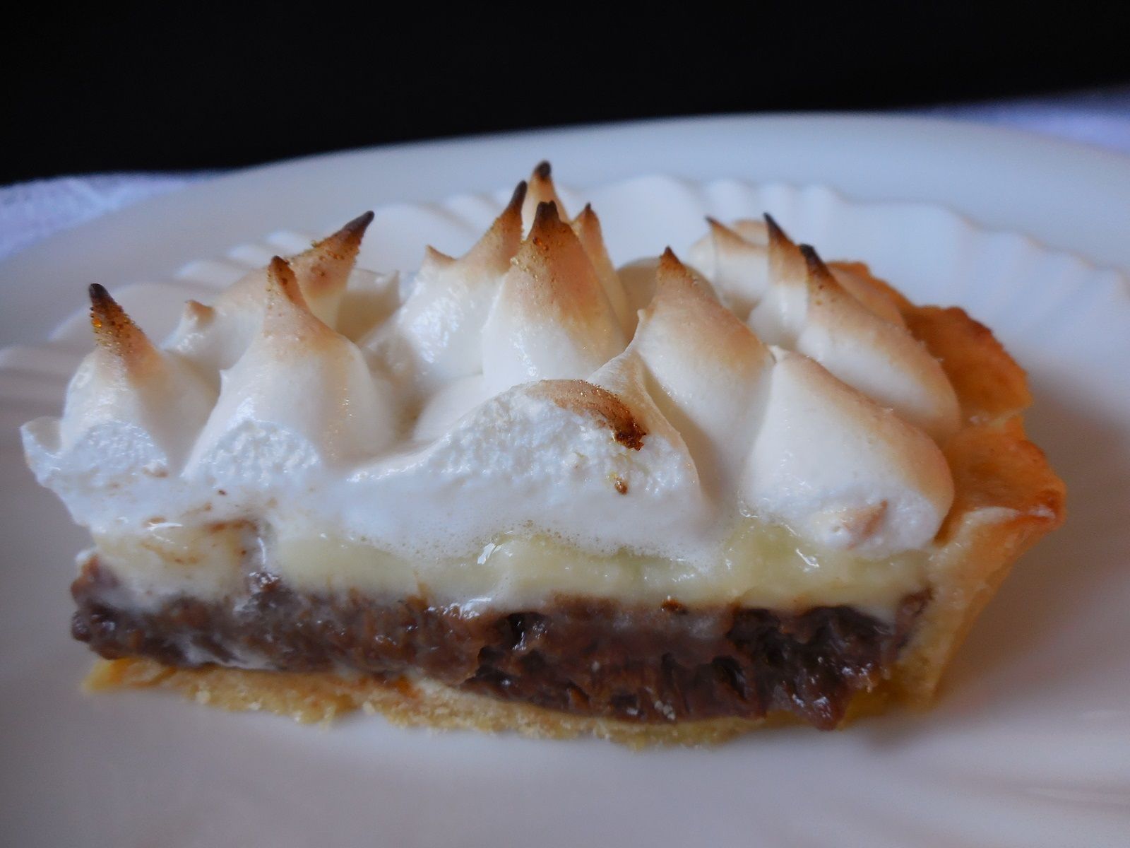 Torta de doce de banana e creme de coco