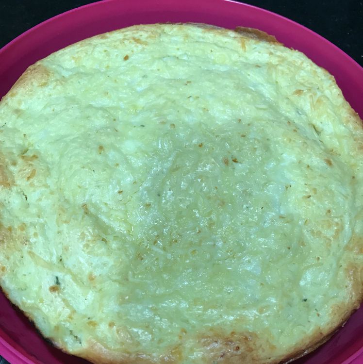 Torta de frango com massa de iogurte