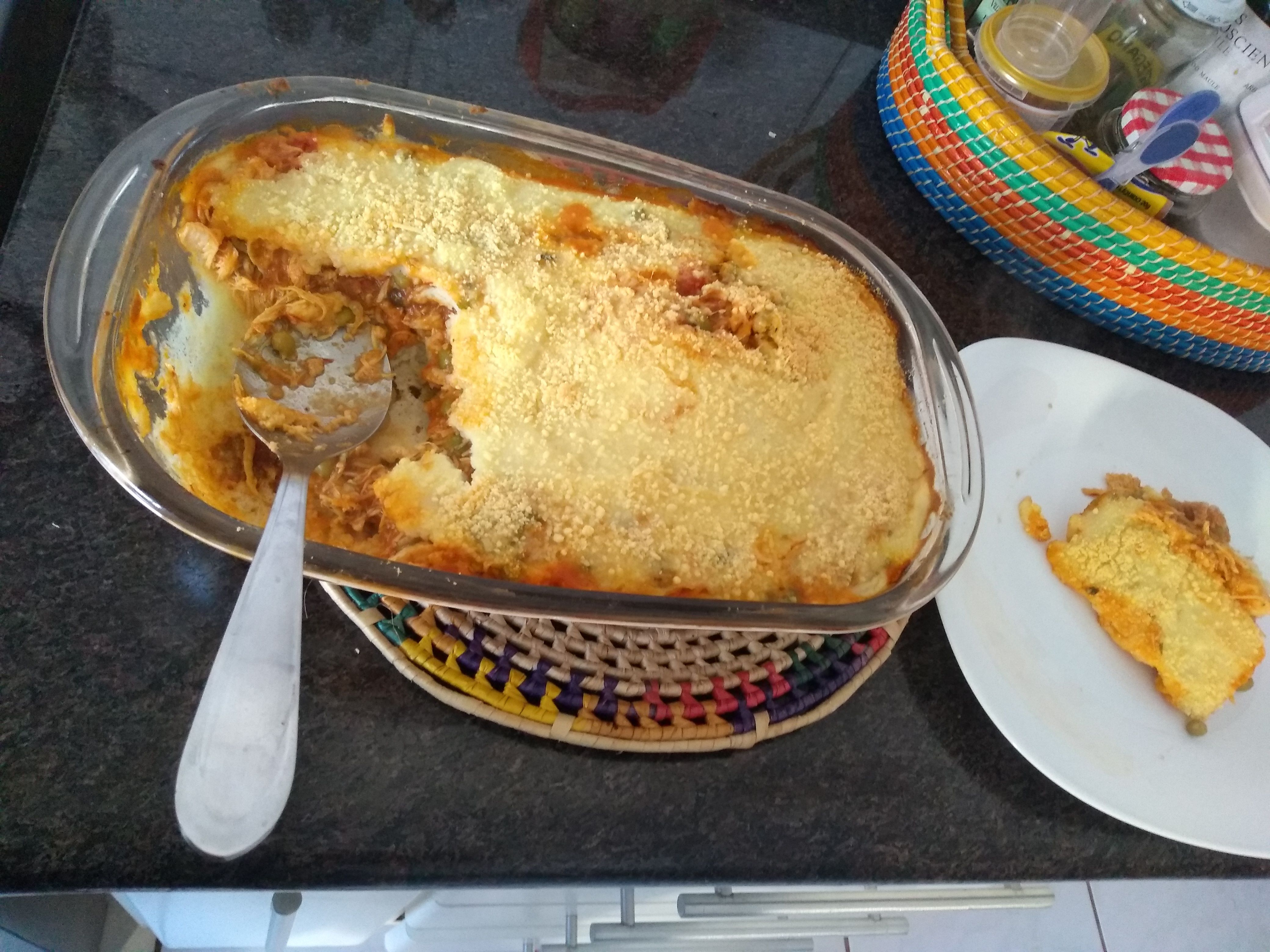 Torta de frango com massa de sobras de arroz