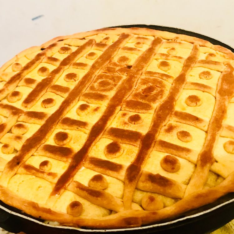 Torta de frango com palmito e requeijão