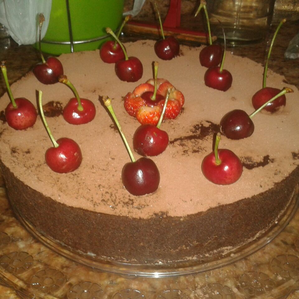 Torta de ganache e frutas vermelhas