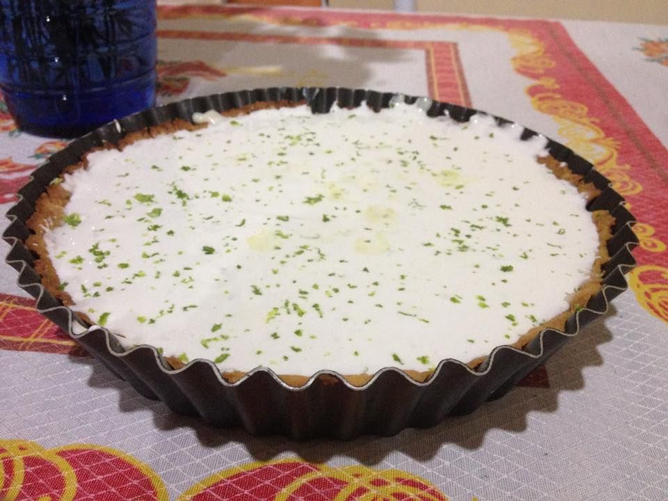 Torta de limão super fácil e deliciosa