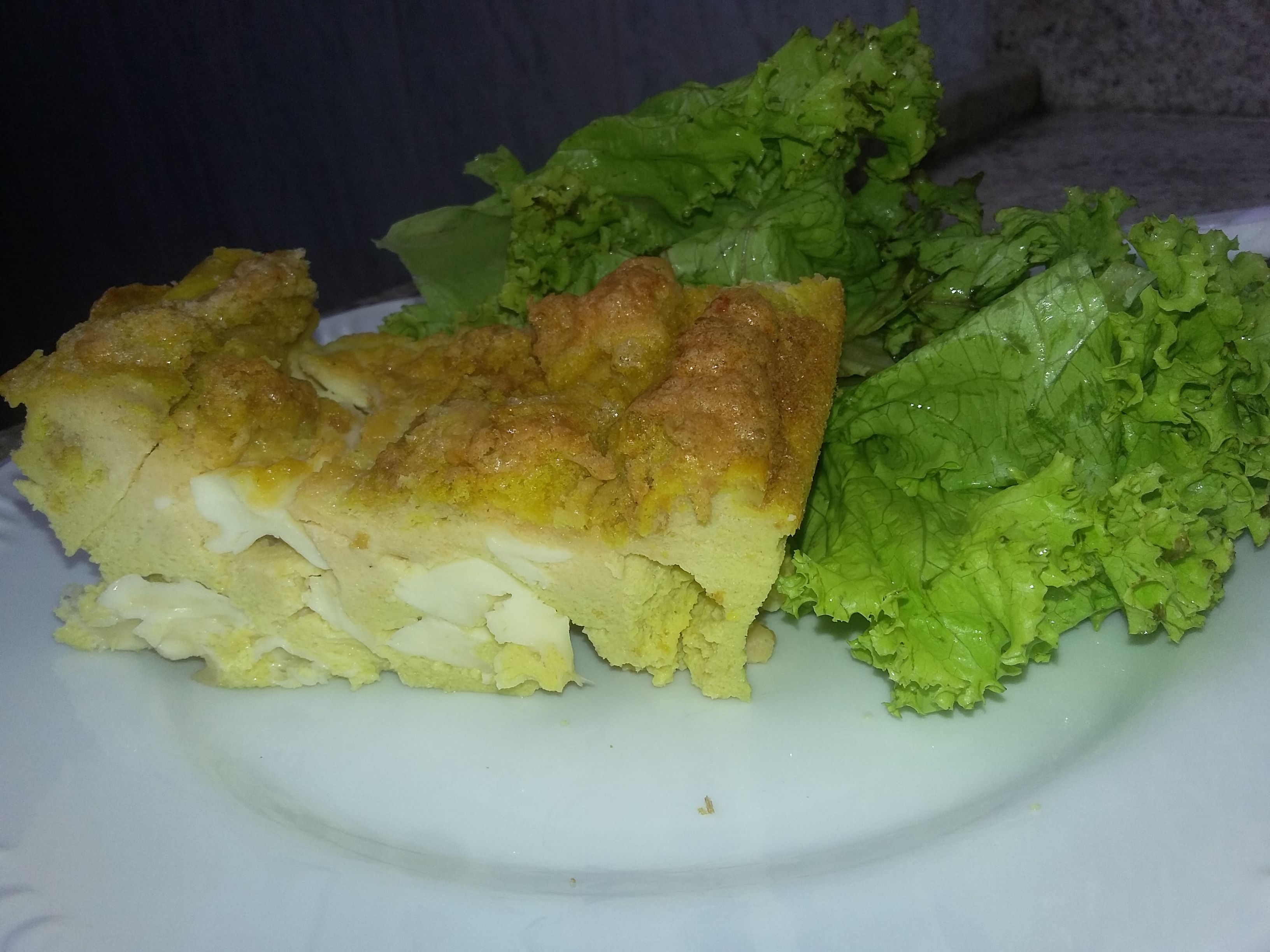 Torta fit proteica de cenoura e queijo