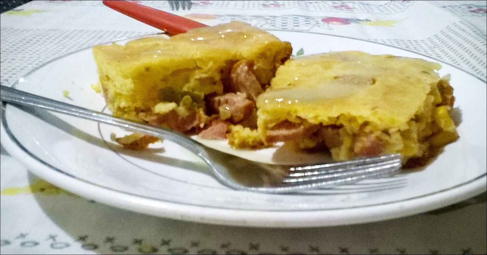 Torta grande de salsicha da Bruna