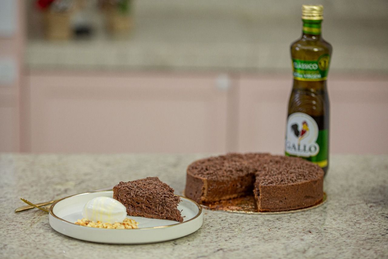 Torta mousse de chocolate com azeite