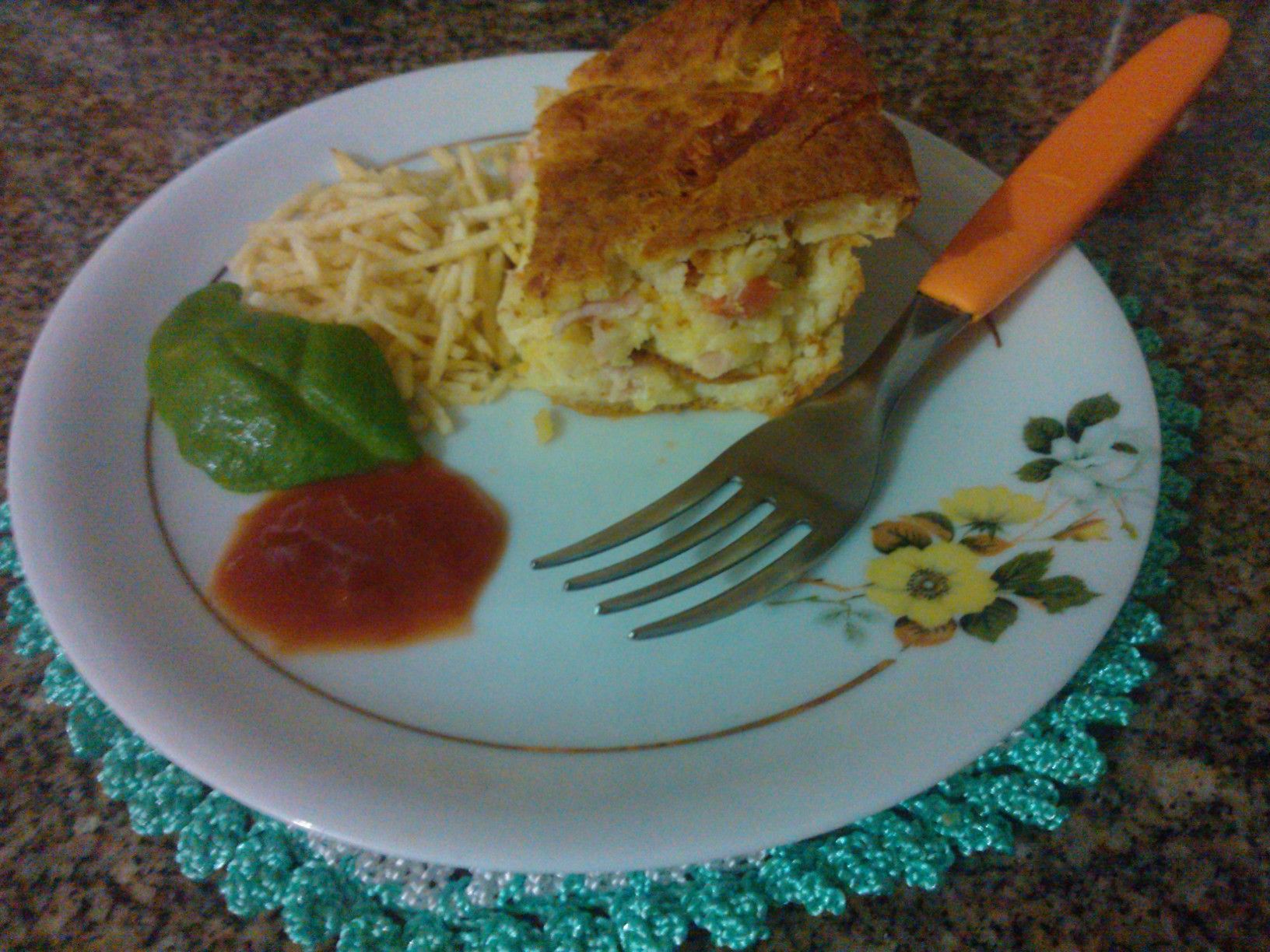 Torta salgada de presunto, queijo e requeijão