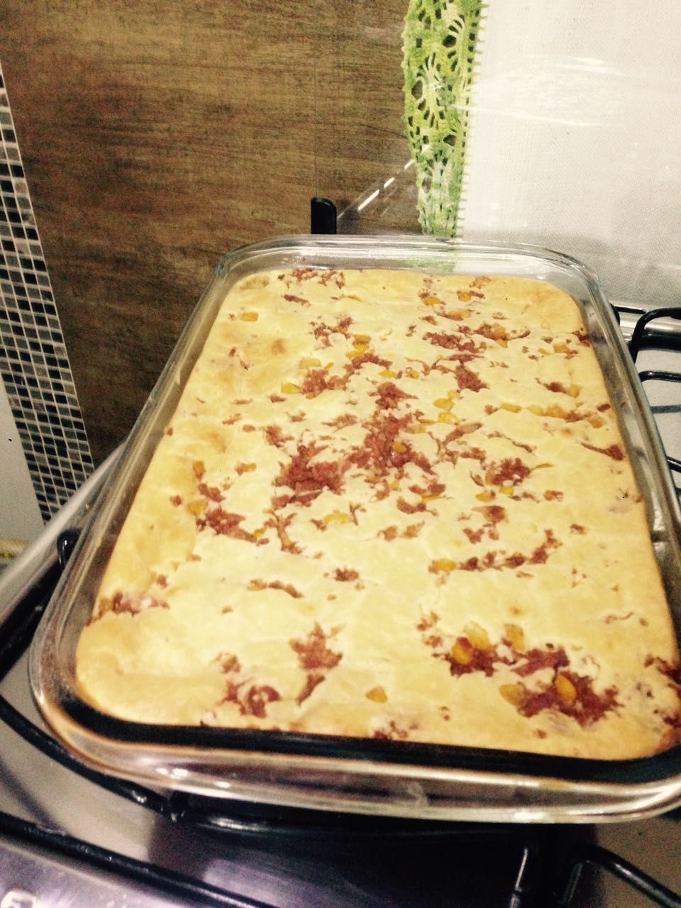 Torta Salgada recheada com Calabresa milho e requeijão