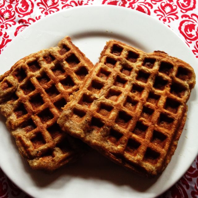 Waffle de bolo de banana fácil