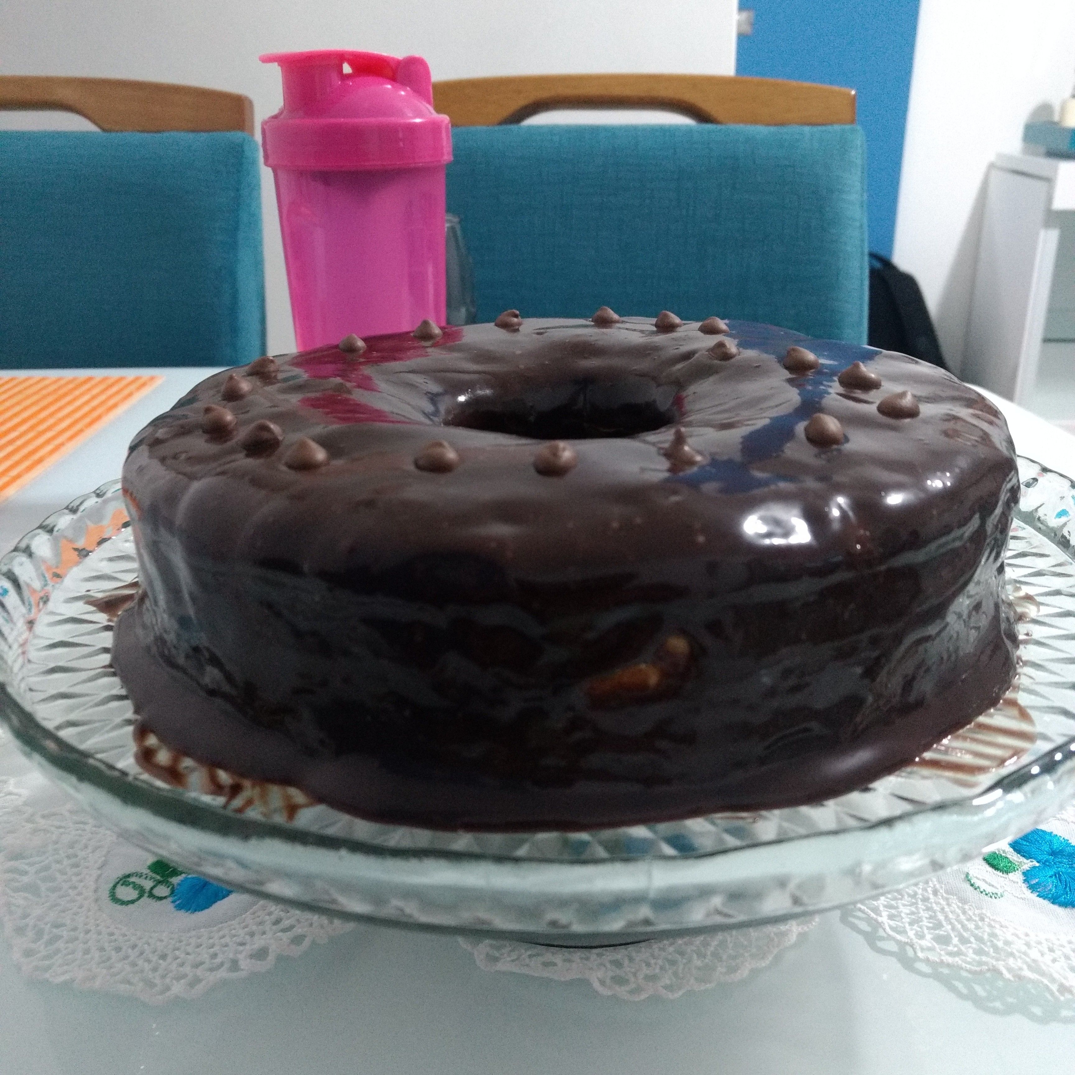 Bolo de cenoura com cobertura de brigadeiro