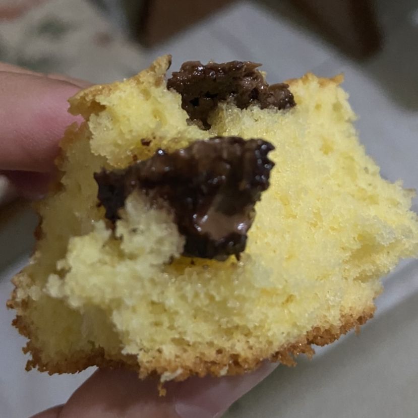 Bolo de fubá com gotas de chocolate