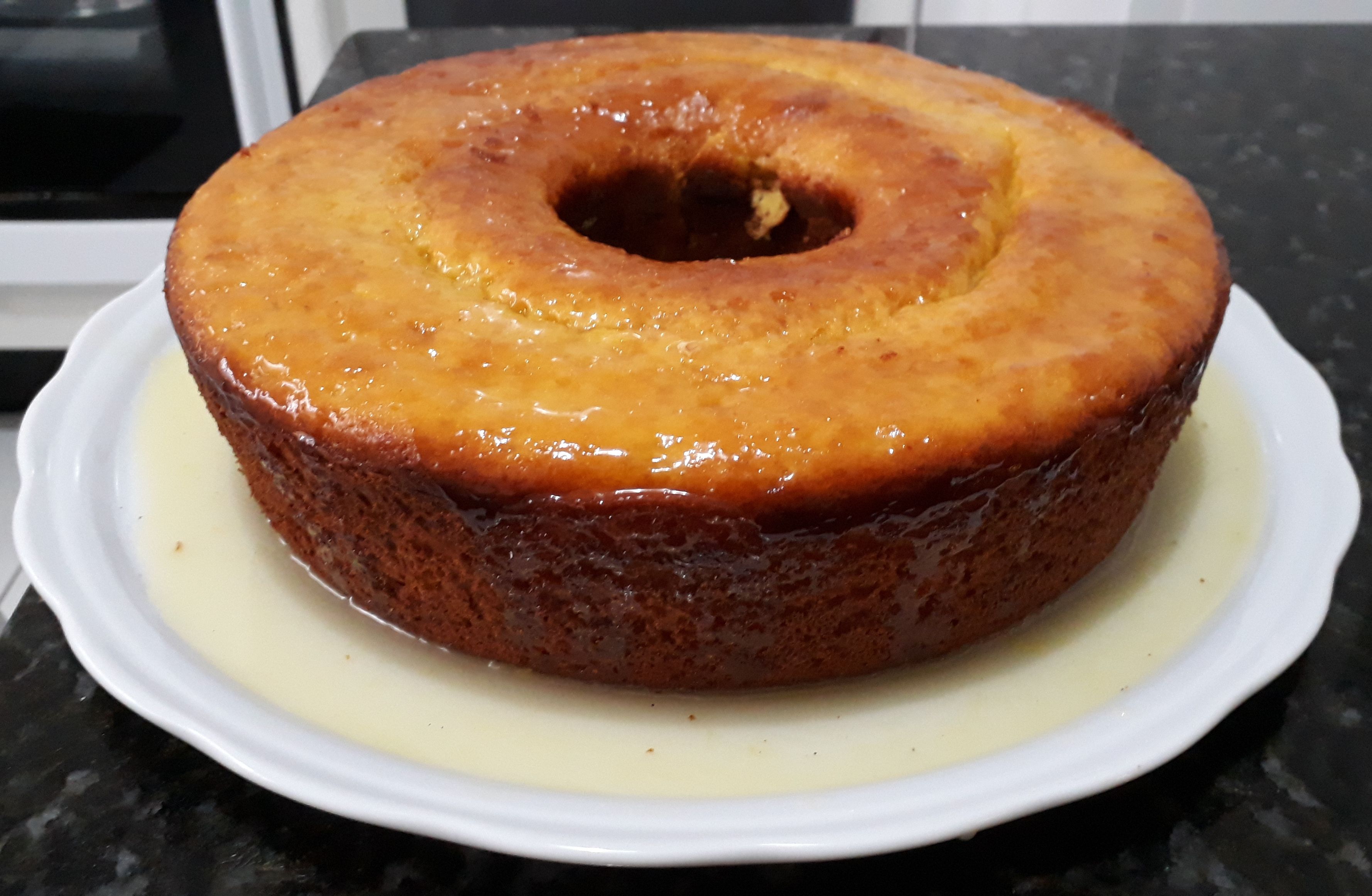 Bolo de Laranja com caldo