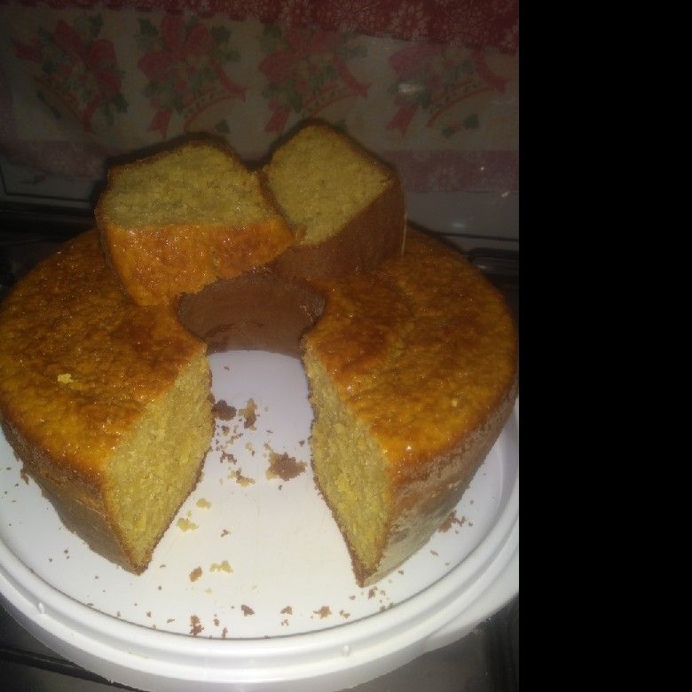 Bolo de laranja com casca e yorgut natural