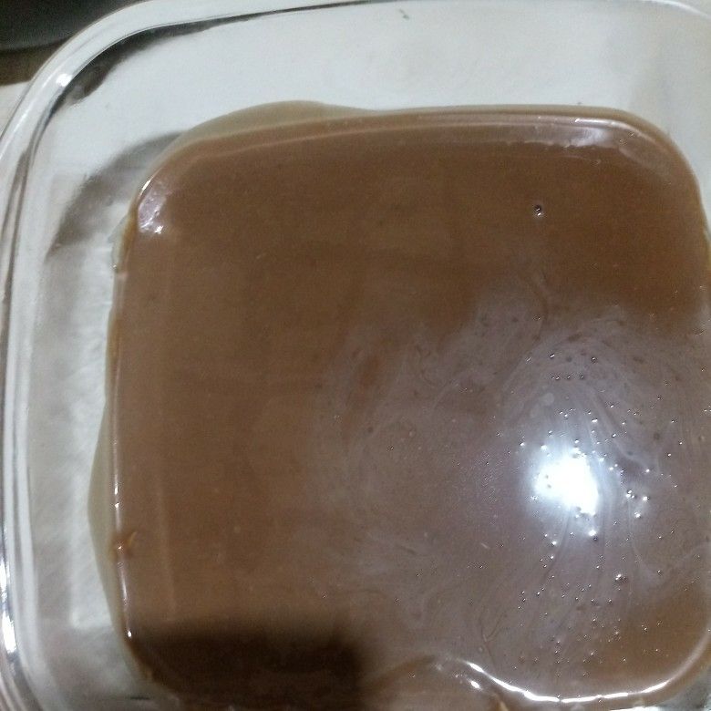 Creme de ameixa com cobertura de chocolate