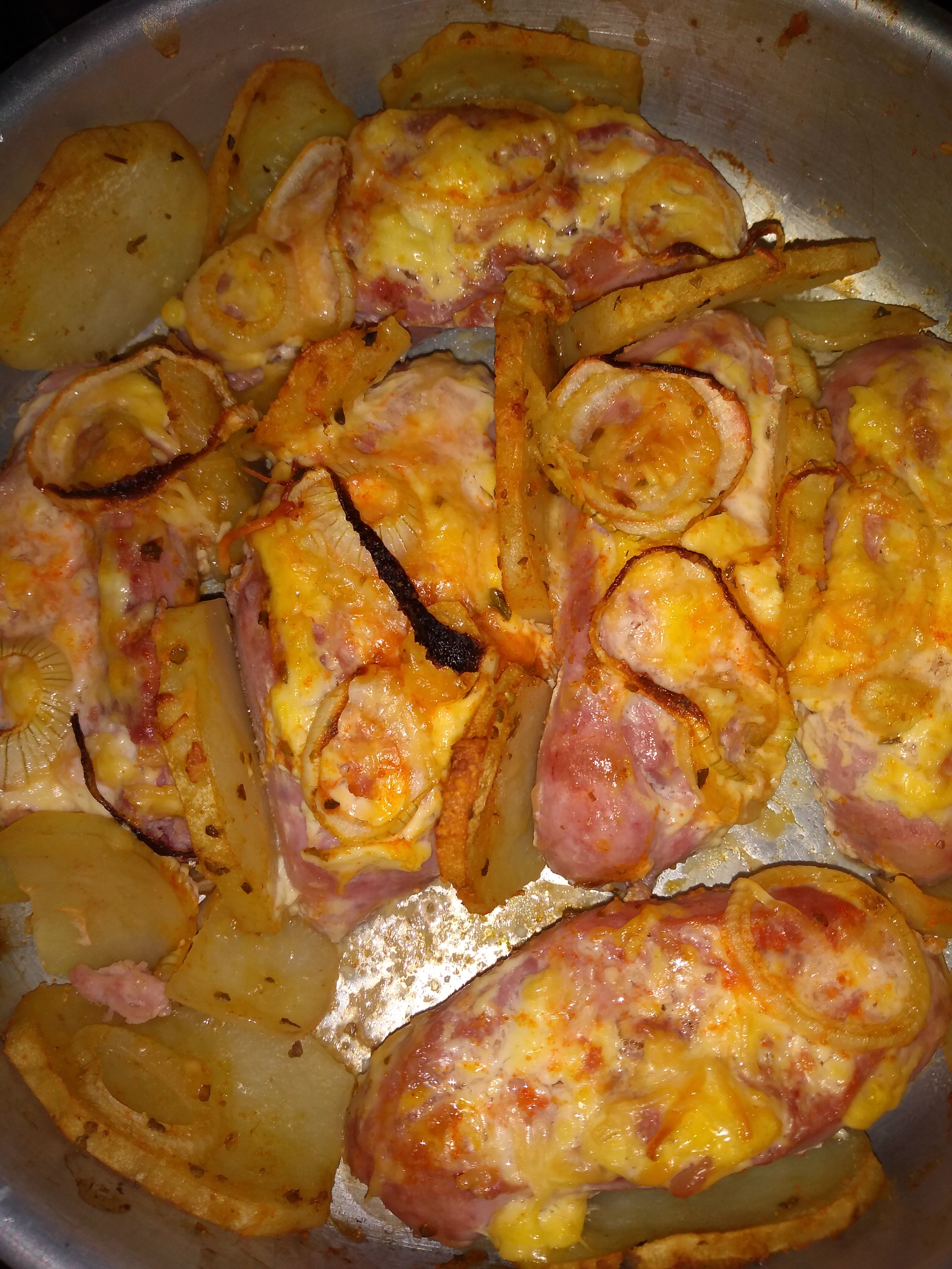 Linguiça gratinada com maionese