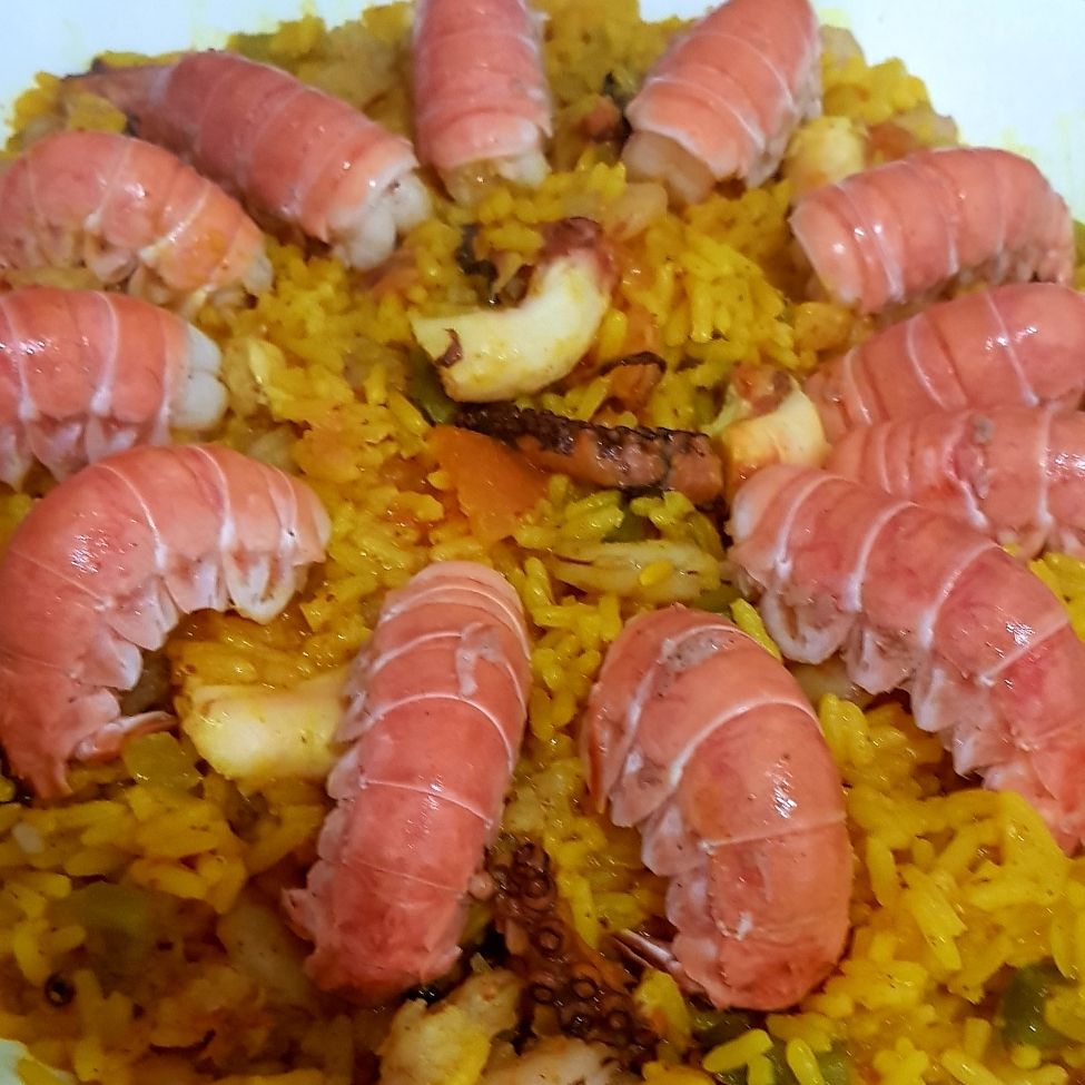 Paella fácil de frutos do mar