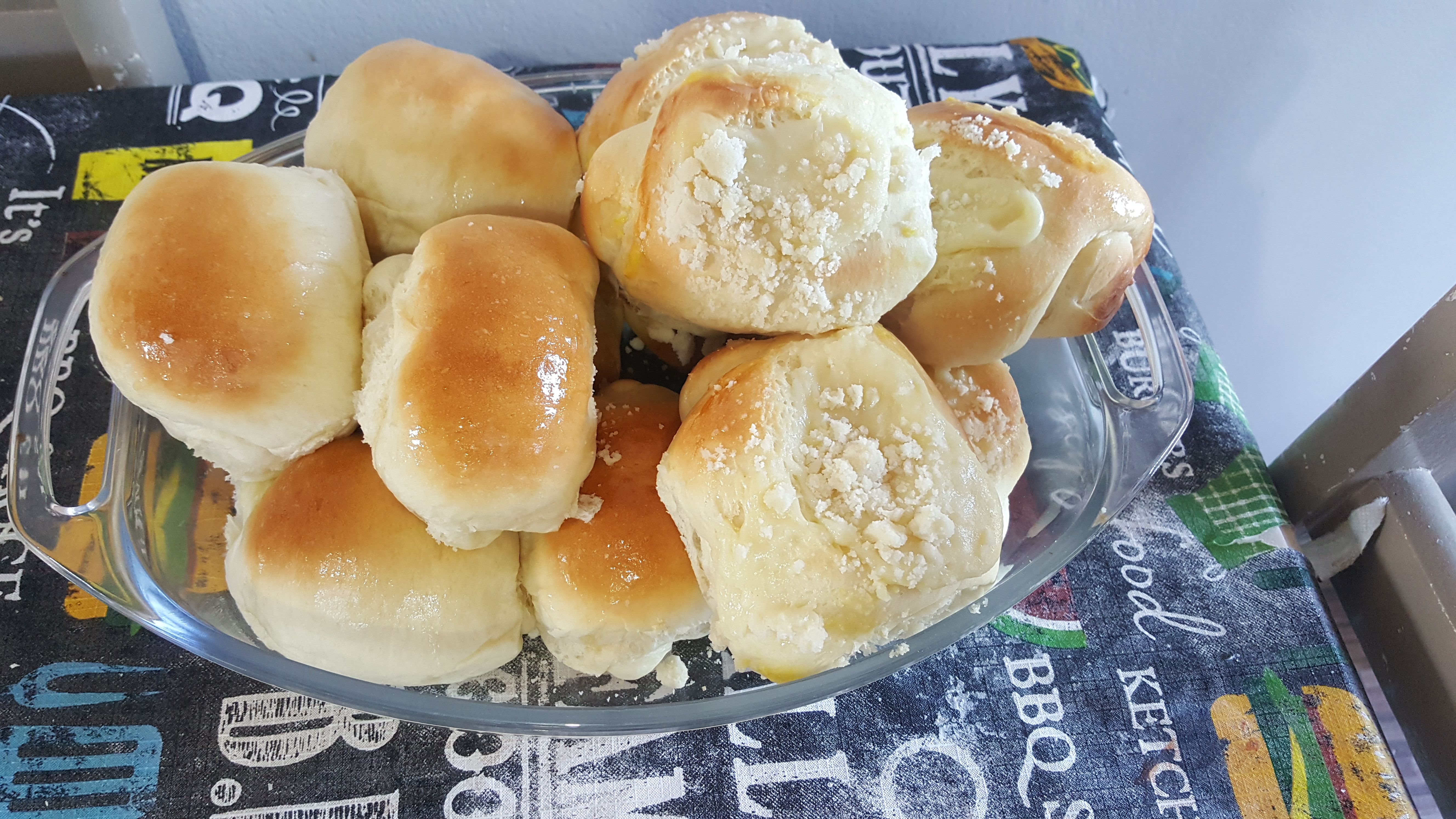 Pão caseiro simples de fazer