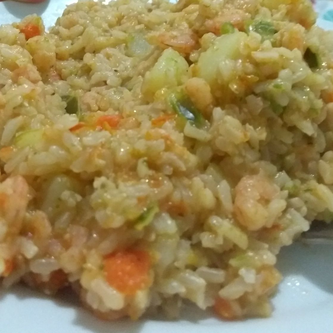 Risoto de arroz integral com camarão